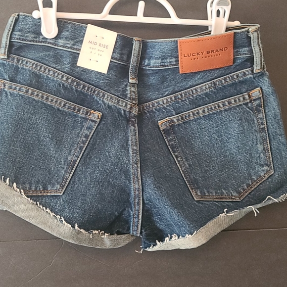 Lucky Brand-Midrise Cutoff jeans - Picture 2 of 4